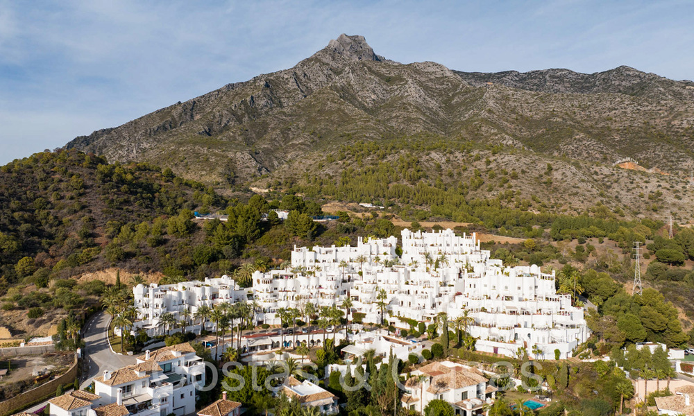 Exclusief penthouse met privézwembad en panoramisch zeezicht te koop in een Mediterraan complex op Marbella’s Golden Mile 63910