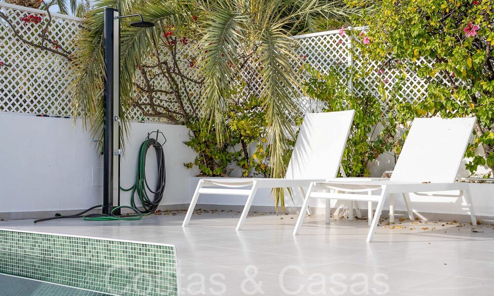 Exclusief penthouse met privézwembad en panoramisch zeezicht te koop in een Mediterraan complex op Marbella’s Golden Mile 63932