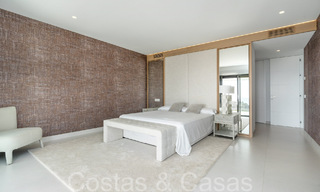 Instapklare, moderne luxevilla te koop met infinity zwembad in een exclusieve gated community in Benalmadena, Costa del Sol 64082 