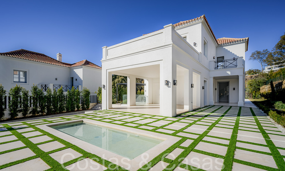 Instapklare, luxevilla met modern-Mediterraan design te koop in een populaire golfomgeving in Nueva Andalucia, Marbella 64268