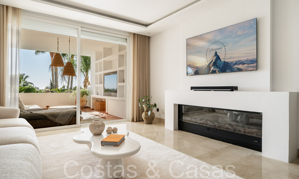Charmant appartement te koop met panoramisch uitzicht op de vallei en zee in Nueva Andalucia, Marbella 64603