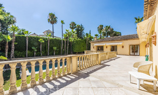 Traditionele luxevilla met Andalusisch charme te koop in Las Brisas in Nueva Andalucia’s golfvallei, Marbella 64164 
