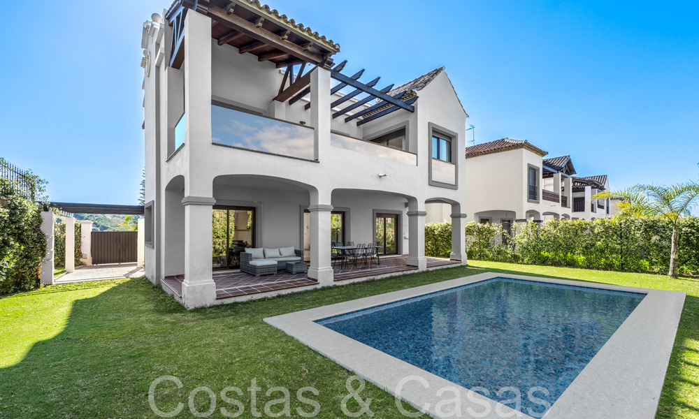 Ruime, Spaanse villa’s te koop in een idyllische golfomgeving in La Duquesa, Costa del Sol 64630