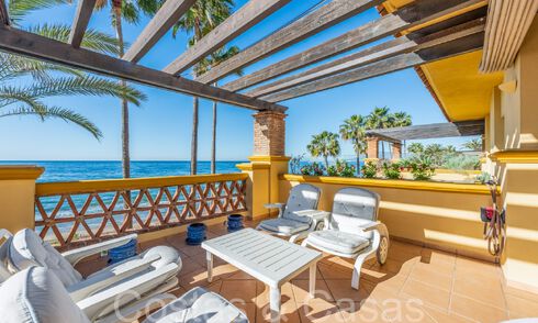 Ruim appartement te koop in een gated strandcomplex met onbelemmerd zeezicht ten oosten van Marbella centrum 66050