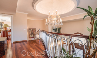 Andalusische villa direct aan het strand te koop, op de New Golden Mile tussen Marbella en Estepona 66278 
