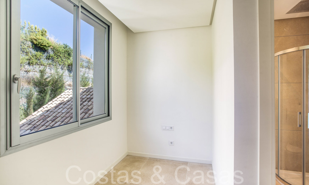Instapklaar, gloednieuw penthouse met 3 slaapkamers te koop met zeezicht in een gated resort in Benahavis - Marbella 66218