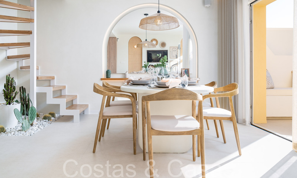 Instapklaar, eigentijds duplex penthouse te koop in een gated community in La Quinta te Benahavis, Marbella 66816
