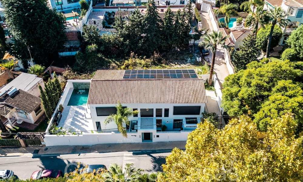  Eigentijdse, duurzame luxevilla met privézwembad te koop in Nueva Andalucia, Marbella 66860