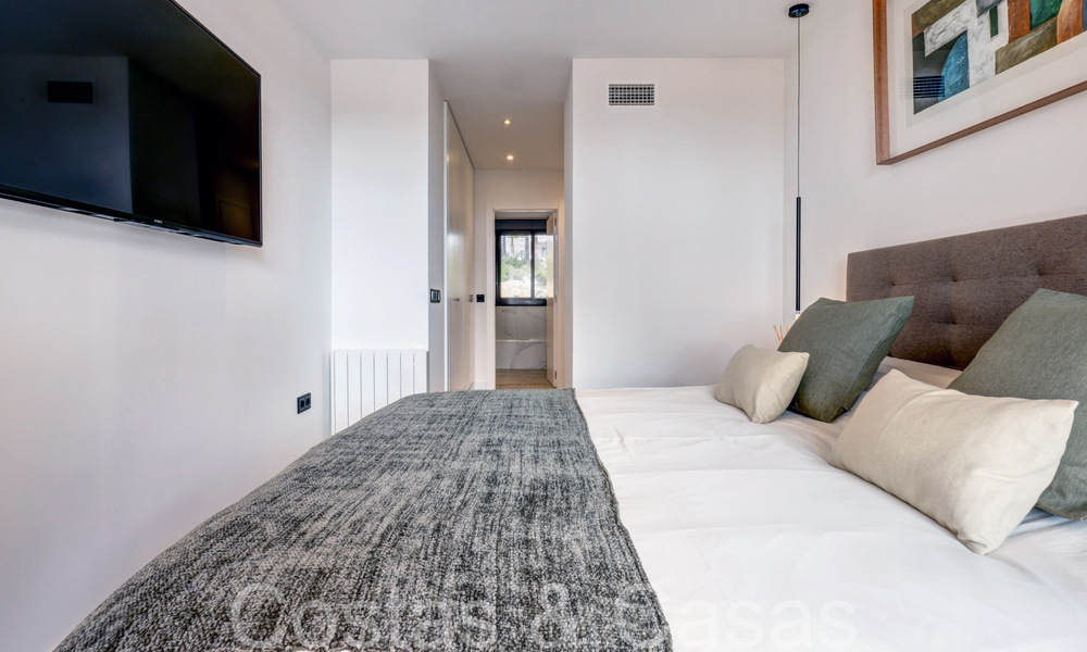 Instapklaar, luxe appartement volledig gerenoveerd met panoramisch uitzicht op de Middellandse Zee te koop in Marbella - Benahavis 67200
