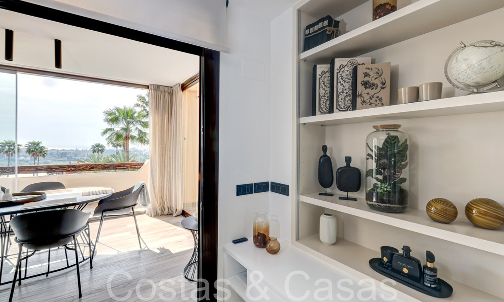 Instapklaar, luxe appartement volledig gerenoveerd met panoramisch uitzicht op de Middellandse Zee te koop in Marbella - Benahavis 67221