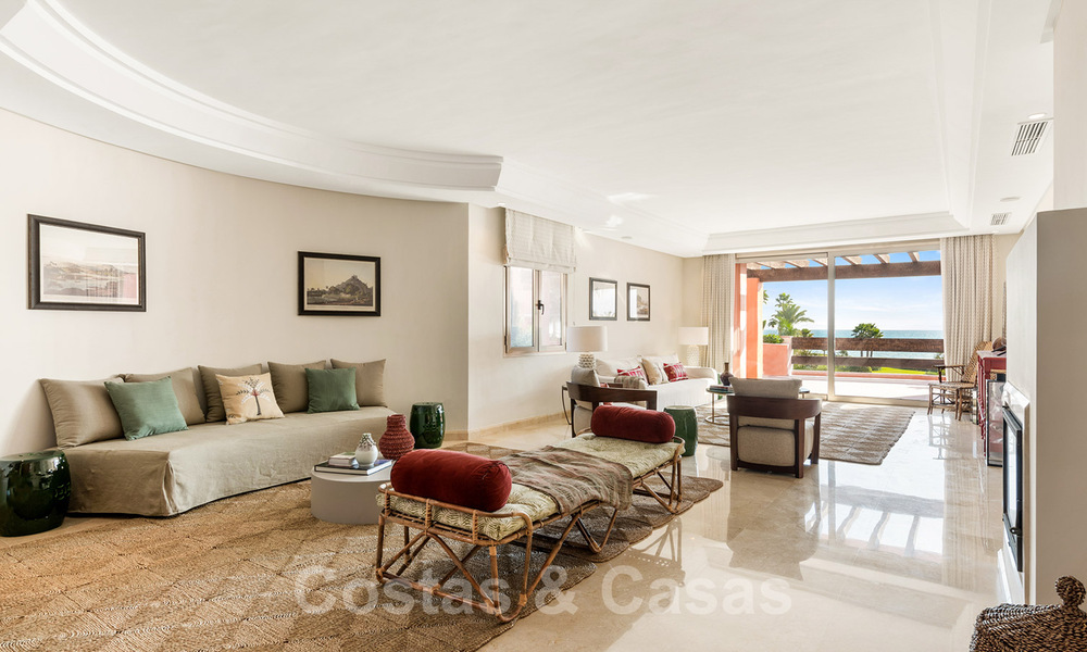 Eerstelijnstrand luxe penthouses te koop in Marbella. Laatste unit, superhoge korting! 33880