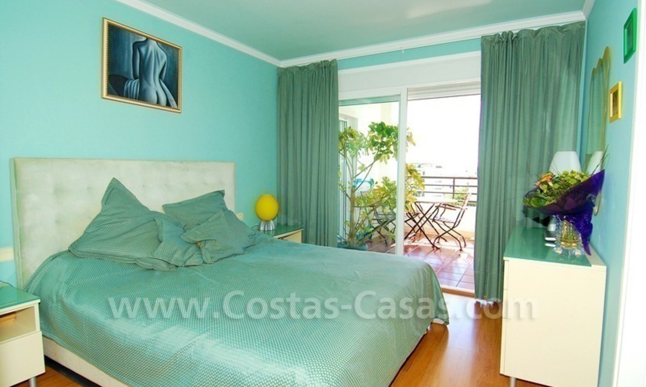 Penthouse appartement te koop in het centrum van Puerto Banus, Marbella 13