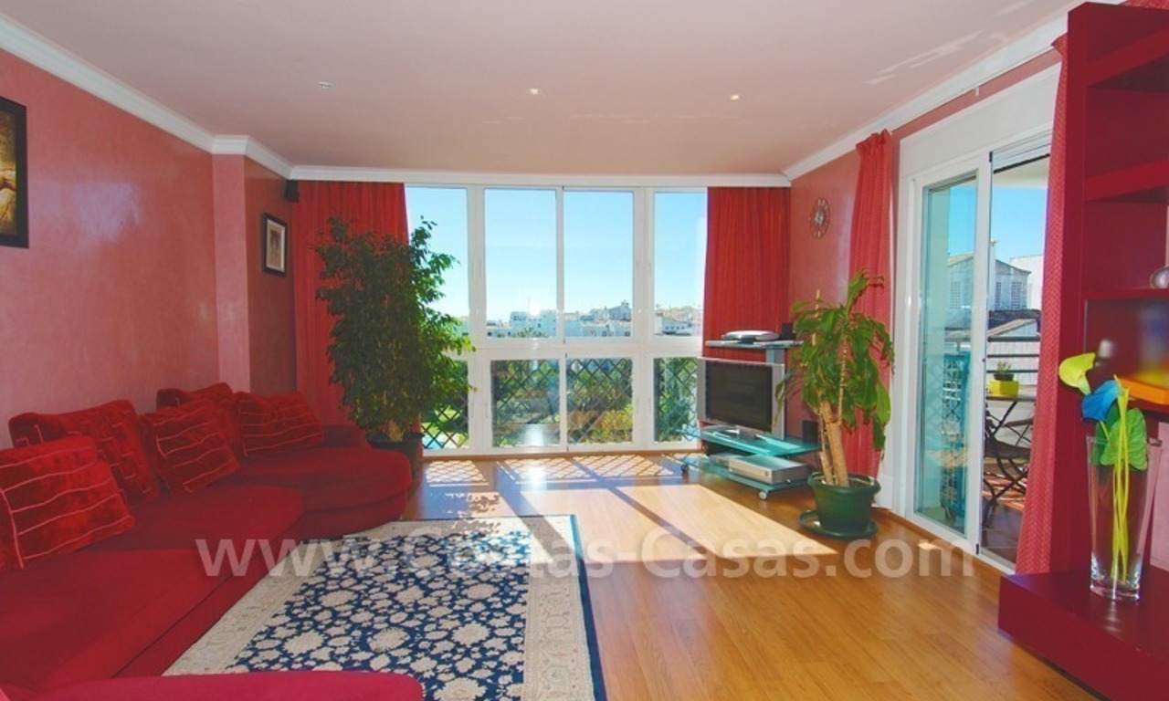 Penthouse appartement te koop in het centrum van Puerto Banus, Marbella 6
