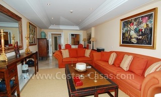Luxe appartementen te koop, eerstelijnstrand complex, boulevard Golden Mile, Marbella centrum 7