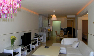Bargain gerenoveerd appartement te koop in Nueva Andalucia, Marbella 0