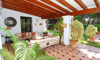 Beachside villa te koop, New Golden Mile, Marbella - Estepona 17