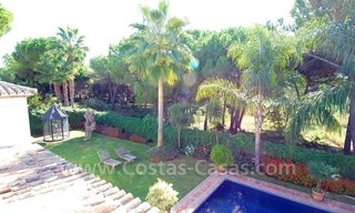 Beachside villa te koop, New Golden Mile, Marbella - Estepona 6