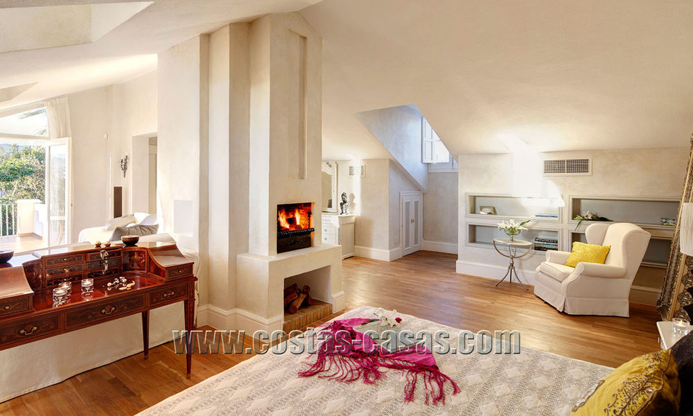 Klassiek, kasteelachtig herenhuis / villa te koop in Nueva Andalucía, Marbella 22650