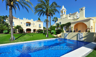 Klassiek, kasteelachtig herenhuis / villa te koop in Nueva Andalucía, Marbella 22663 