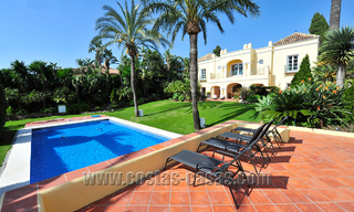 Klassiek, kasteelachtig herenhuis / villa te koop in Nueva Andalucía, Marbella 22664 