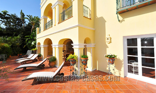 Klassiek, kasteelachtig herenhuis / villa te koop in Nueva Andalucía, Marbella 22666 