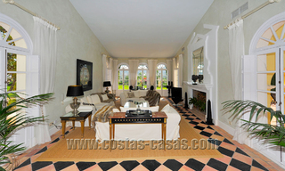 Klassiek, kasteelachtig herenhuis / villa te koop in Nueva Andalucía, Marbella 22671 