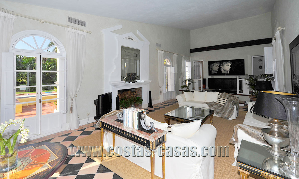 Klassiek, kasteelachtig herenhuis / villa te koop in Nueva Andalucía, Marbella 22674