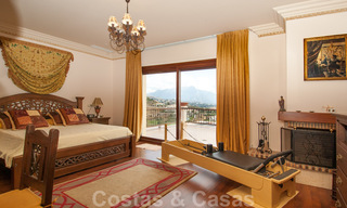Villa te koop in Marbella – Benahavis met panoramisch golf- en zeezicht 31126 