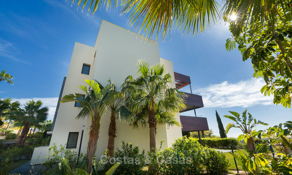 Moderne golf appartementen te koop in een 5*golfresort, New Golden Mile, Marbella - Benahavís. Laatste 4 units met extra korting 17888