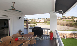 Grote en volledig gerenoveerde, moderne villa te koop in Nueva Andalucía, Marbella 30124 