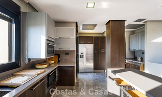 Instapklare moderne villa te koop met schitterend open zeezicht net ten oosten van Marbella centrum 787854 