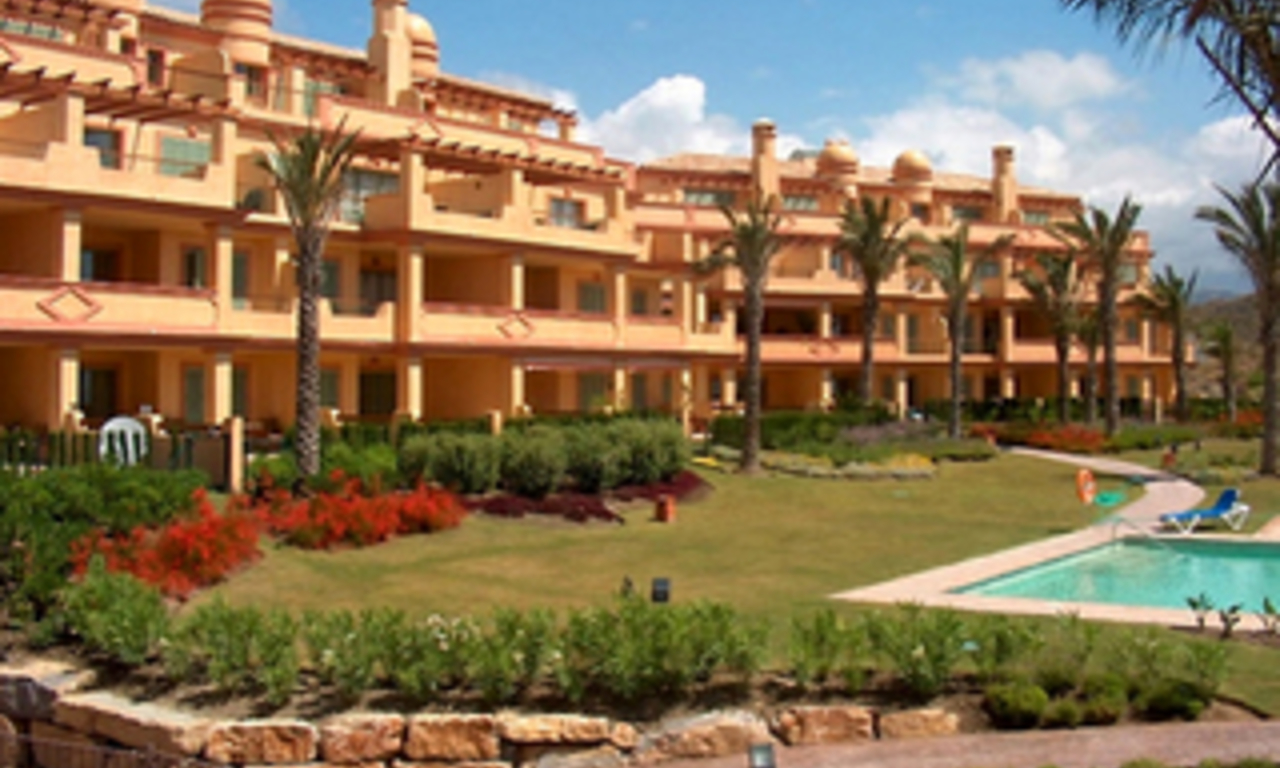Golf appartement te koop in Four Seasons, Los Flamingos golf resort - Benahavis - Marbella - Estepona 1