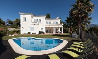 Te koop: Luxueuze frontlijn golf villa te Marbella 2151 