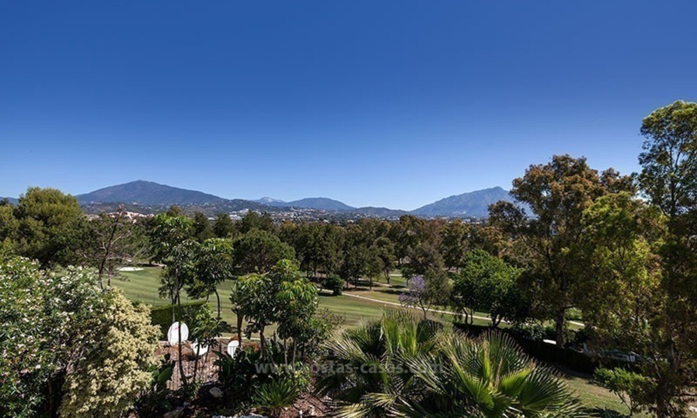 Te koop: Luxueuze frontlijn golf villa te Marbella 2153