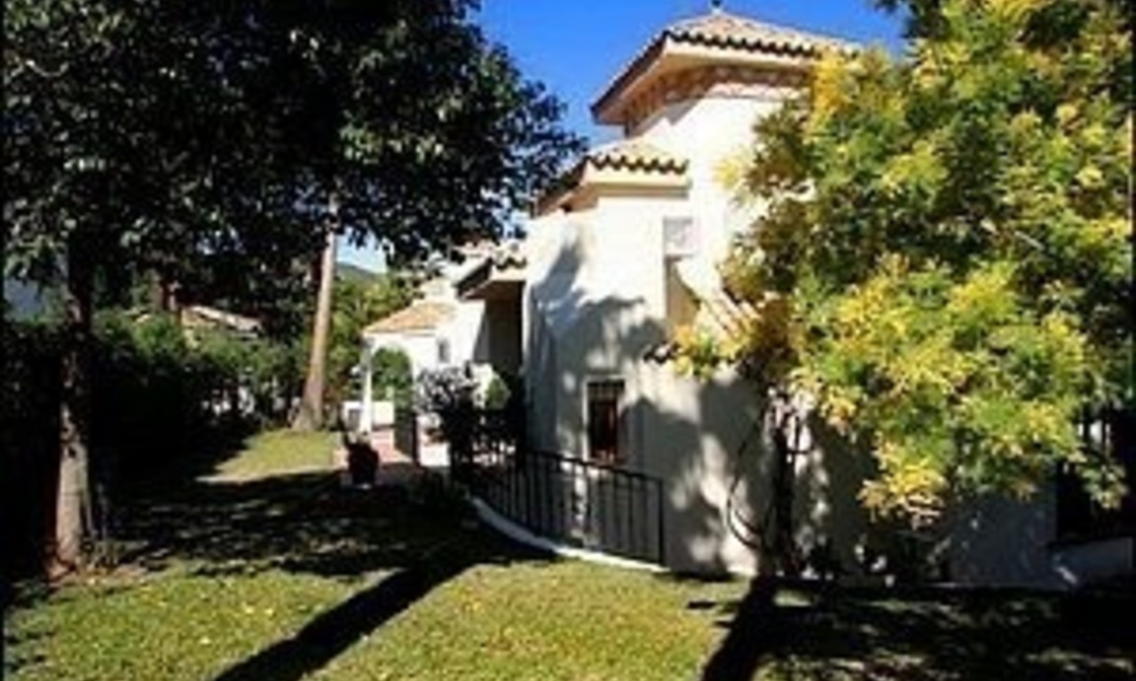 Villa te koop - Nueva Andalucia - Marbella 4