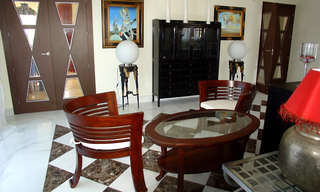 Villa te koop, eigen private en beveiligde urbanisatie, Oost Marbella 10