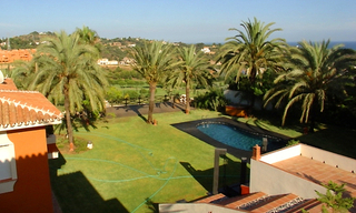 Villa te koop, eigen private en beveiligde urbanisatie, Oost Marbella 3