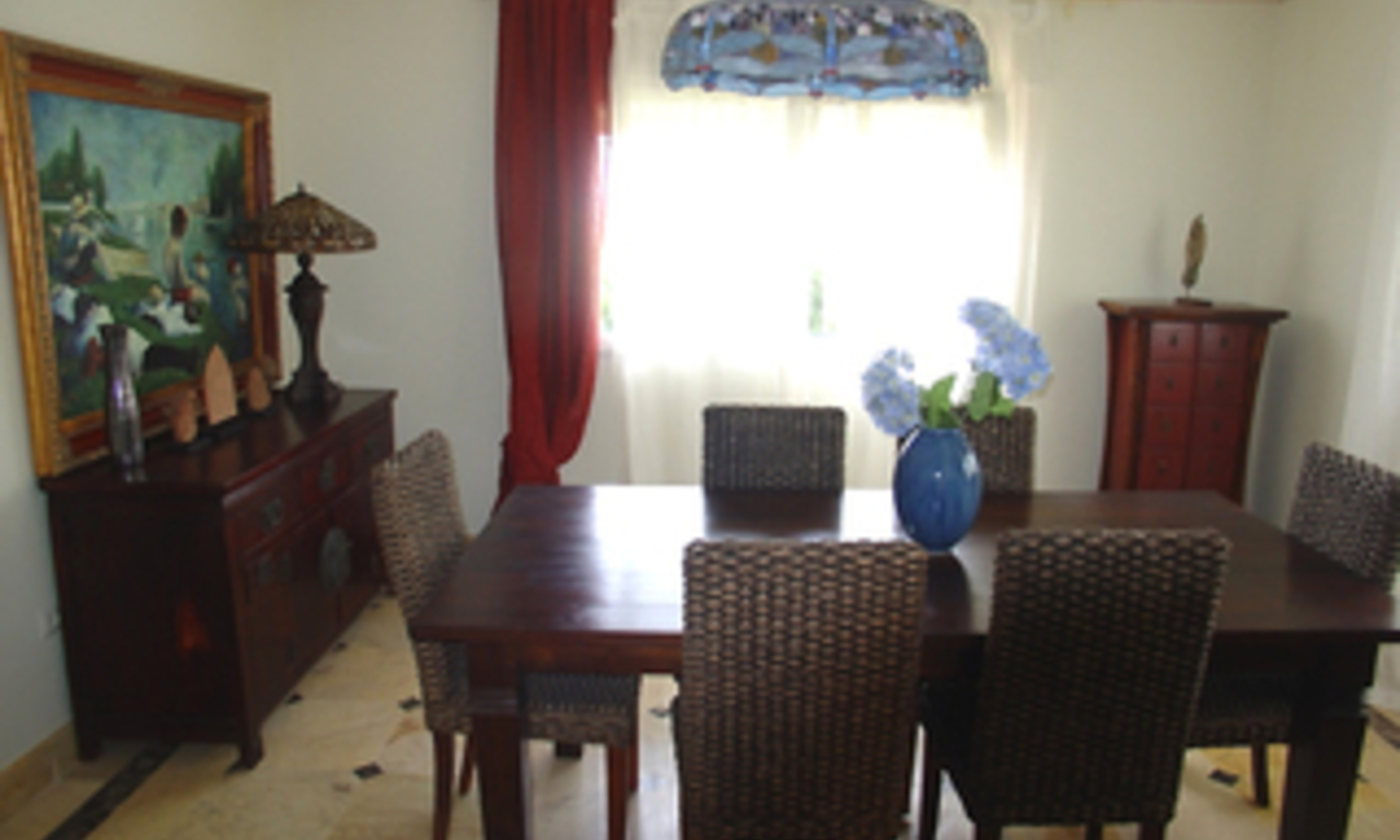 Villa te koop, eigen private en beveiligde urbanisatie, Oost Marbella 11