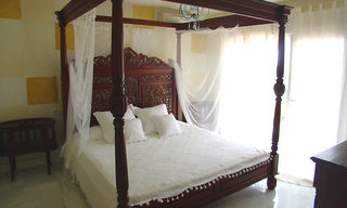 Villa te koop, eigen private en beveiligde urbanisatie, Oost Marbella 14