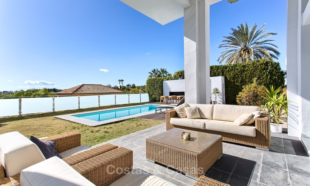 Te koop: Moderne villa in de Golfvallei van Nueva Andalucía, Marbella 1994