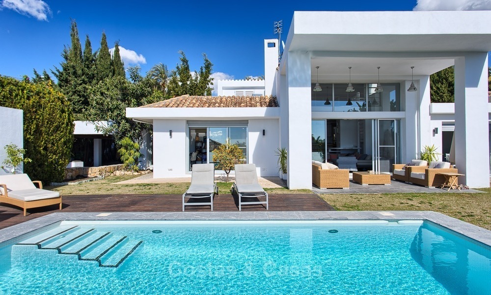 Te koop: Moderne villa in de Golfvallei van Nueva Andalucía, Marbella 1998