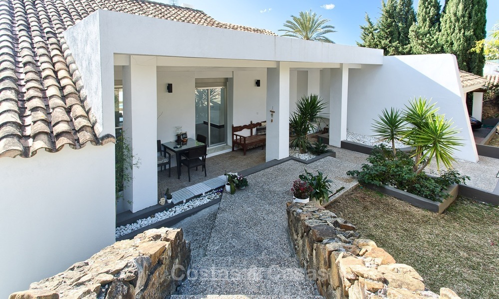 Te koop: Moderne villa in de Golfvallei van Nueva Andalucía, Marbella 2005