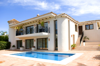 Villa te koop, eerste lijn - frontline golf, Marbella - Benahavis