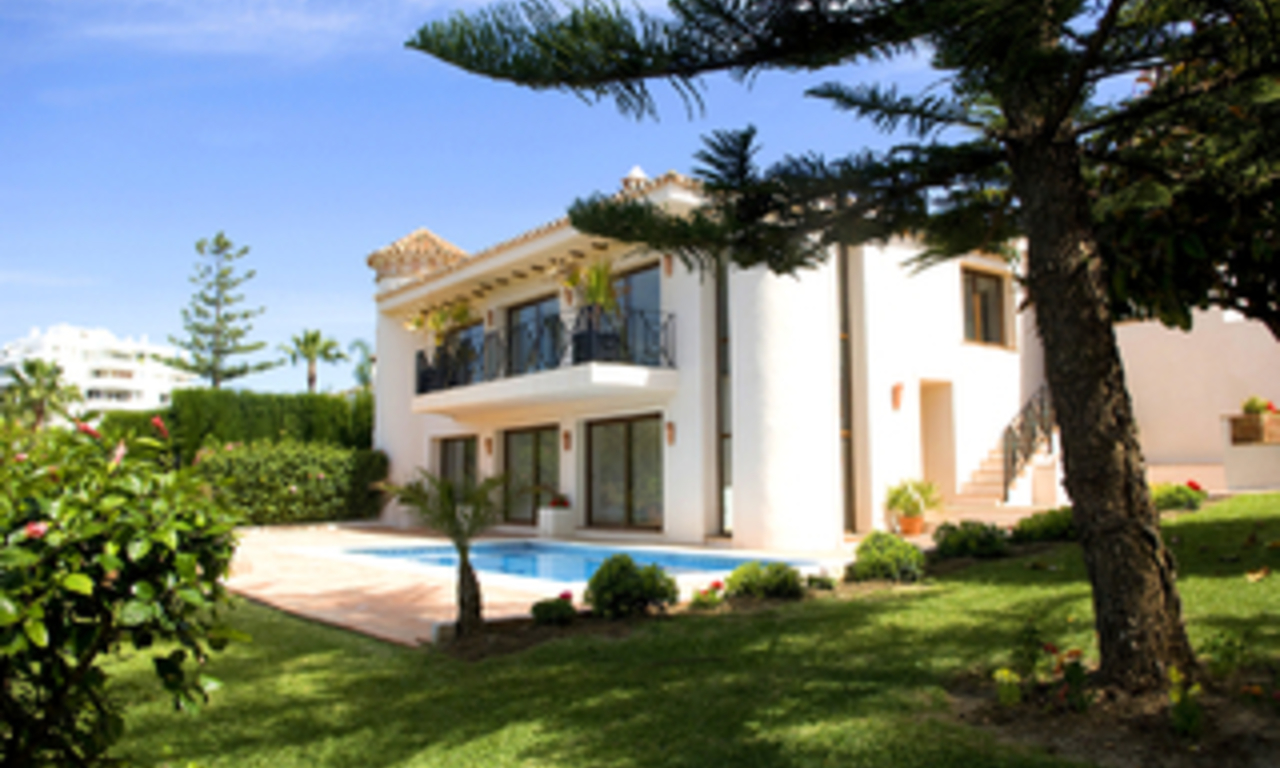Villa te koop, eerste lijn - frontline golf, Marbella - Benahavis 1