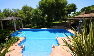 Villa te koop in Hacienda Las Chapas, Marbella 2