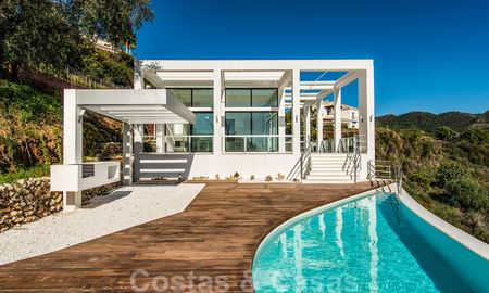 Te koop: Moderne villa op een gated country club in Marbella - Benahavis. Terug op de markt en verlaagd in prijs. 25951
