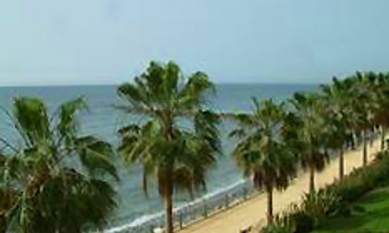 Beachfront appartement te koop, Marbella centrum 2