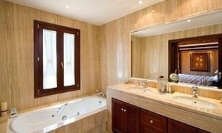 Nieuwe luxe villa te koop in oost Marbella 11
