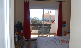 Beachside appartement te koop, tweede lijn strand, Puerto Banus - Marbella 13