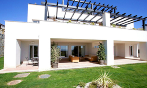 Luxe appartementen te koop op Golf resort te Marbella oost 